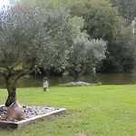 A L'esquirot Bed & Breakfast Gabarret