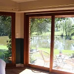 Bed & Breakfast A L'esquirot