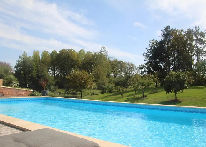 A L'esquirot Bed & Breakfast *