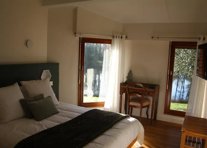 A L'esquirot Bed & Breakfast Gabarret
